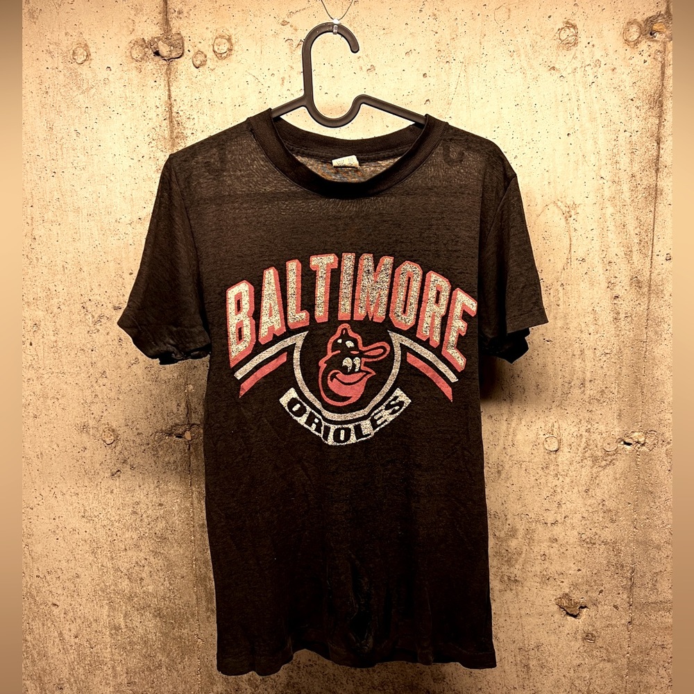 Vintage Baltimore Orioles baseball tshirt. Super thin!